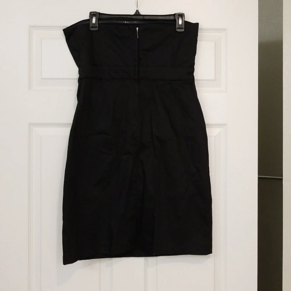 Strapless dress